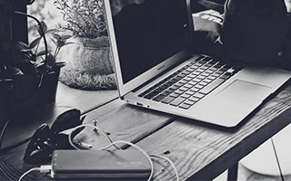 爱游戏体育在线app-_全民健身节：让每个人都能感受网球魅力_，全民健身网络大赛