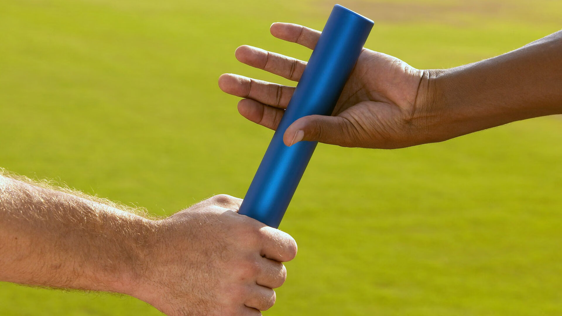 爱游戏综合娱乐-青少年足球青训体系引入国际合作伙伴，提升培养水平，青少年足球基础训练